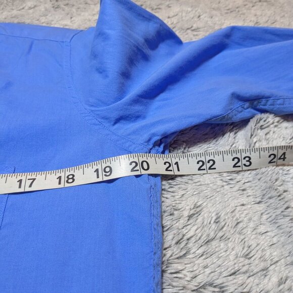 Frank & Eileen Barry Blue Blouse Featherweight Button Down Top Medium - Picture 5 of 7